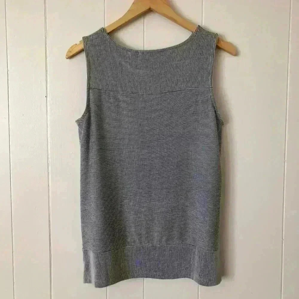 Christian Siriano Women's Striped Sleeveless Navy Blue & White Top Blouse Size S - Picture 6 of 6